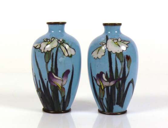 Paar kleine Cloisonné-Vasen - photo 1