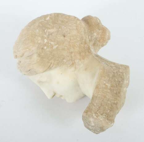 Bildhauer des 19. Jh. ''Schlafende Dame'', Alabaster - Foto 3