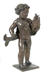 Bildhauer des 20. Jh. Brunnenfigur ''Knabe mit Fisch'', Bronze