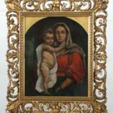 Maler des 19. Jh. ''Madonna mit Kind'', Frontaldarstellung der Maria mit dem Jesusknaben zu ihrer Rechten - photo 2