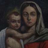 Maler des 19. Jh. ''Madonna mit Kind'', Frontaldarstellung der Maria mit dem Jesusknaben zu ihrer Rechten - photo 3