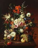 Graß, Hans 1934 - 2014. ''Blumenstillleben'' mit variierenden Blumen in Vase arrangiert und daneben drapiertes Obst