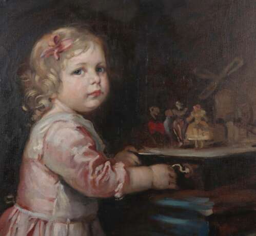 Maler des 20. Jh. ''Das Spielzeug'', Bildnis eines Mädchens in rosafarbenem Kleid an einer Spieluhr drehend - фото 3