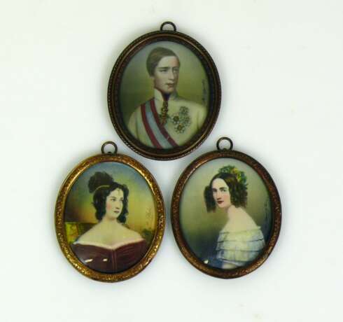 Miniaturist - photo 1