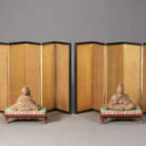 A PAIR OF CARVED WOOD SCULPTURES OF HINA NINGYO - фото 2