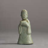 A RARE CELADON STONEWARE WATER DROPPER - photo 2