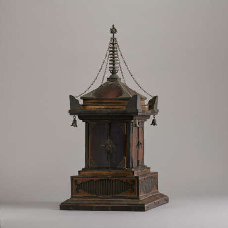 AN IMPORTANT MODEL OF A PAGODA - Foto 2