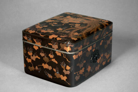 A LACQUER ACCESSORY BOX (TEBAKO) - photo 3