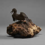 AN IRON ARTICULATED SCULPTURE OF A CORMORANT - photo 2
