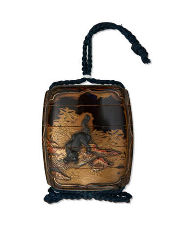 A FOUR-CASE LACQUER INRO WITH DESIGN OF DRAGON AND TIGER - фото 2