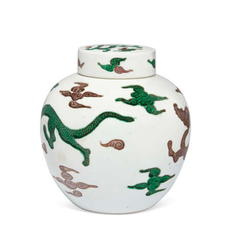 AN AUBERGINE AND GREEN-GLAZED `DRAGON' JAR AND COVER - photo 2