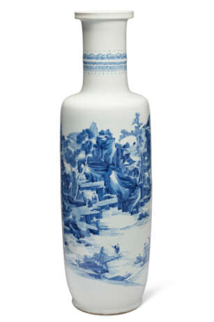 A LARGE BLUE AND WHITE ROULEAU VASE - photo 1