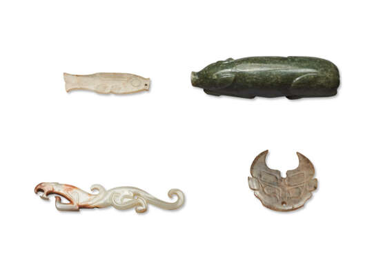 FOUR JADE ANIMAL CARVINGS - photo 1