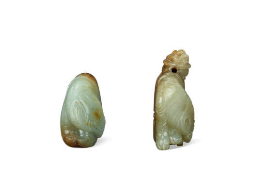 TWO JADE CARVINGS OF ELEPHANTS - Foto 4