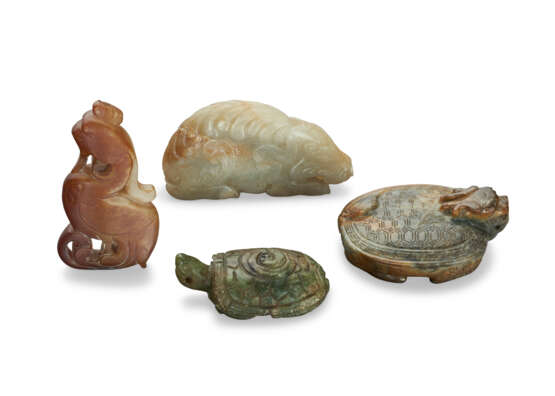 FOUR JADE ANIMAL CARVINGS - фото 2