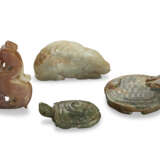 FOUR JADE ANIMAL CARVINGS - Foto 2