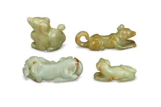 FOUR JADE CARVINGS OF DOGS - photo 2