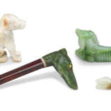 FOUR JADE CARVINGS OF DOGS - photo 3