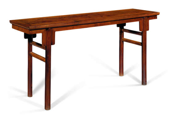 A HUANGHUALI AND HUANGHUALI-VENEERED RECESSED-LEG TABLE - photo 3