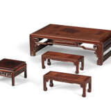 FOUR MINIATURE CARVED FURNITURE-FORM STANDS - фото 1