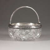 A SILVER-MOUNTED CUT GLASS BOWL Russian, Moscow, 1908-19 - Foto 1