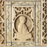 AN IMPORTANT AND VERY RARE BONE RELIEF CARVED PANEL SHOW - фото 11