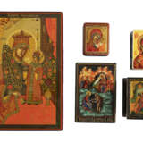 FIVE SOVIET PAPIERMACHÉ AND LACQUER BOXES SHOWING IMAGES - photo 1