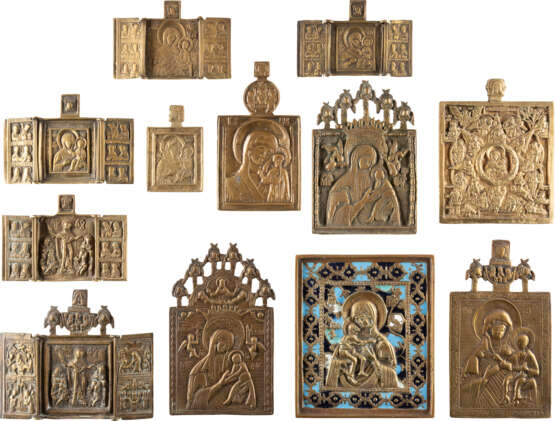 SEVEN BRASS ICONS AND FIVE TRIPTYCHS SHOWING THE IMAGES - Foto 1