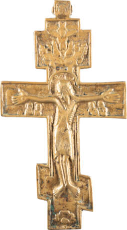 A COLLECTION OF NINE CRUCIFIXES AND A TRIPTYCH Russian, - photo 2
