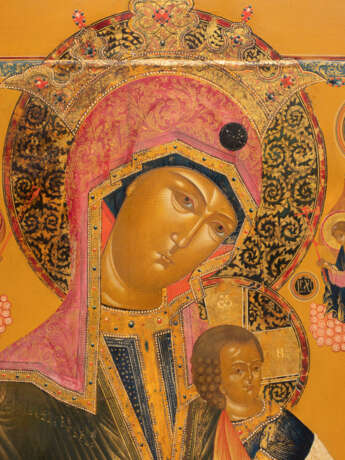 A MONUMENTAL AND VERY FINE ICON SHOWING THE MOTHER OF GO - photo 2