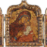 A TRIPTYCH SHOWING THE MOTHER OF GOD OF THE PASSION AND - Foto 1
