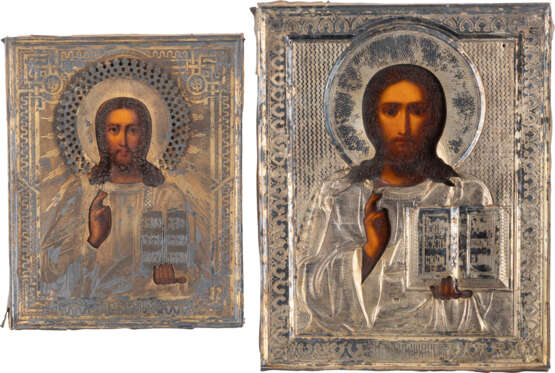 TWO SMALL ICONS SHOWING CHRIST PANTOKRATOR WITH SILVER-GILT - фото 1