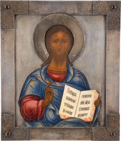 AN ICON SHOWING CHRIST PANTOKRATOR WITH SILVER RIZA Russian - Foto 1