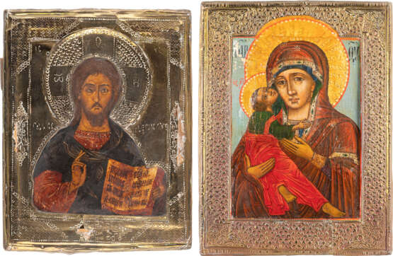 TWO ICONS SHOWING CHRIST PANTOKRATOR WITH RIZA AND THE VLAD - Foto 1