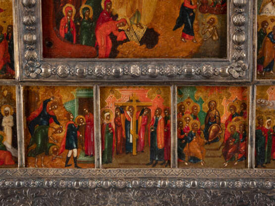 A SIGNED ICON OF THE ANASTASIS WITH 16 FEASTS AND GILDED SI - photo 6