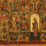 A VERY FINE ICON SHOWING A CHURCH ICONOSTASIS Russian, Pale - Foto 4