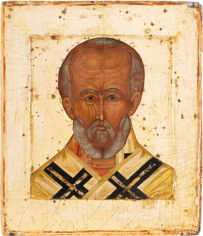 A FINE ICON SHOWING ST. NICHOLAS OF MYRA Russian, early 19t - фото 1