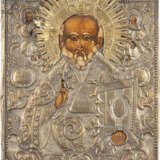 AN ICON SHOWING ST. NICHOLAS OF MYRA WITH OKLAD Russian, 2n - фото 1