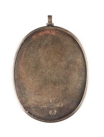 A VERY FINE SILVER-GILT-MOUNTED BREAST ICON SHOWING ST. SER - фото 2