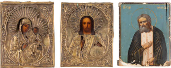 THREE SMALL ICONS SHOWING CHRIST PANTOKRATOR AND THE IVERSK - фото 1