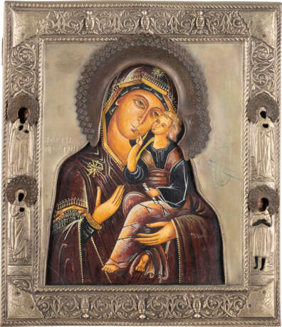TWO ICONS WITH OKLAD: CHRIST PANTOKRATOR AND THE MOTHER OF - фото 2