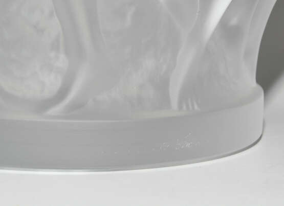 Lalique, Vase "Bacchantes" - photo 2