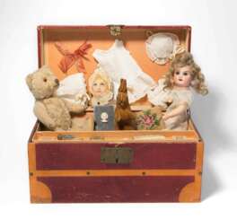 H. LeConte & Co., Puppe mit Trousseau