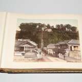 Album mit Yokohama-Fotos des Kusakabe Kimbei (1841–1932) - фото 5