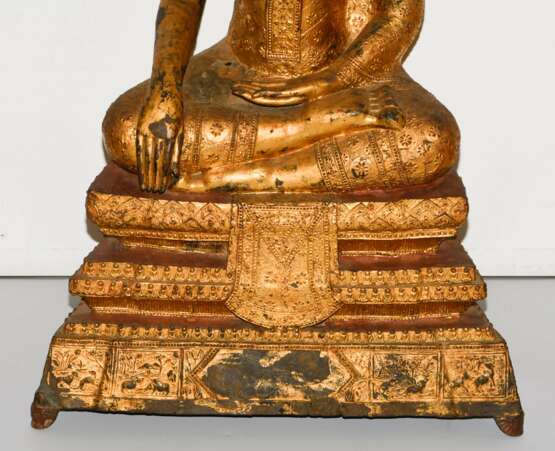 Sitzender Buddha - photo 12