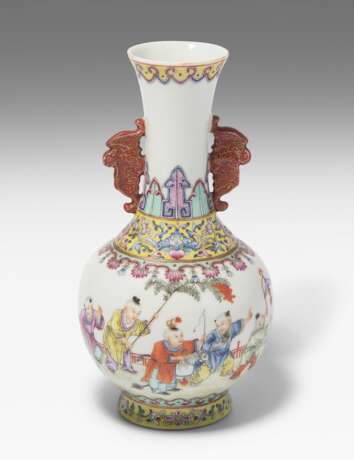 Vase - photo 1