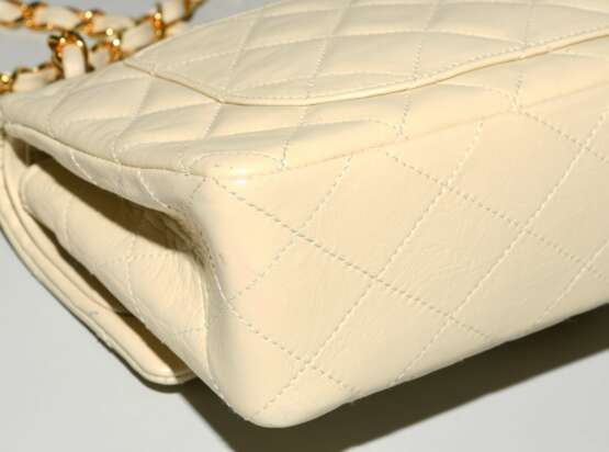 Chanel, Tasche "Timeless" - фото 16