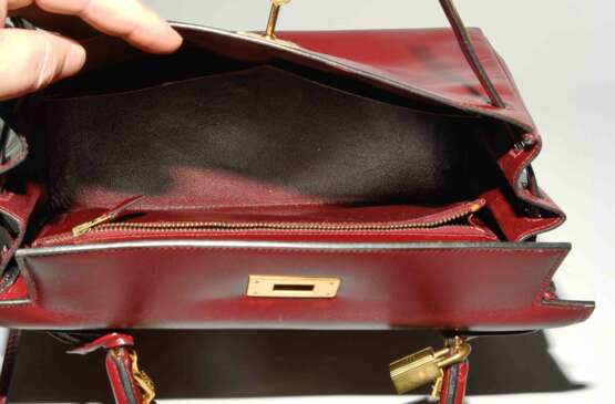 Hermès, Handtasche "Kelly retourne" 28 cm - photo 9