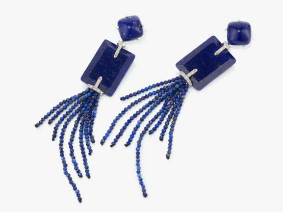 Ein Paar Paar ausdrucksvolle Ohrstecker verziert mit Lapislazuli und Brillanten - Italien - фото 1
