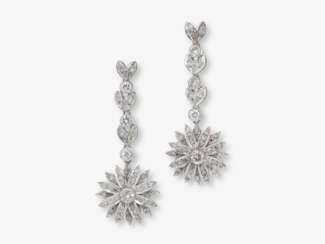 Historische Ohrgehänge" Margeritenblüten" verziert mit Brillanten und Diamanten - Amerika, 1920er - 1930er Jahre